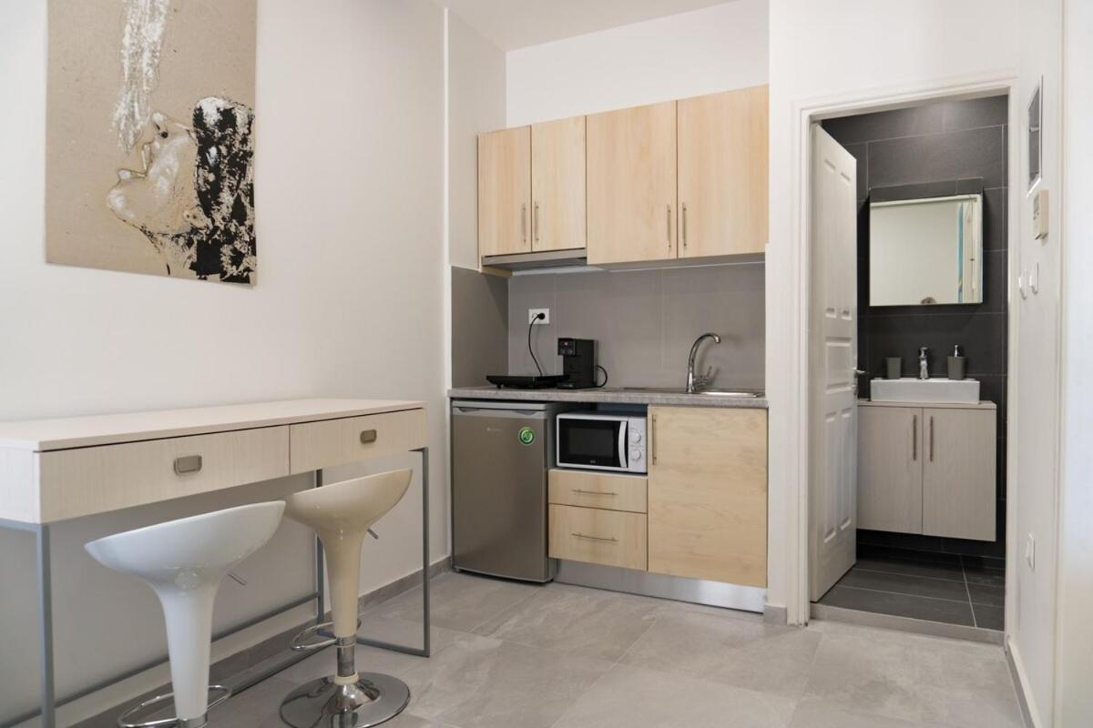 Dion Apartments Laganas Luaran gambar