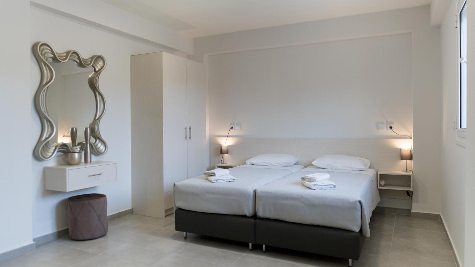 Dion Apartments Laganas Luaran gambar