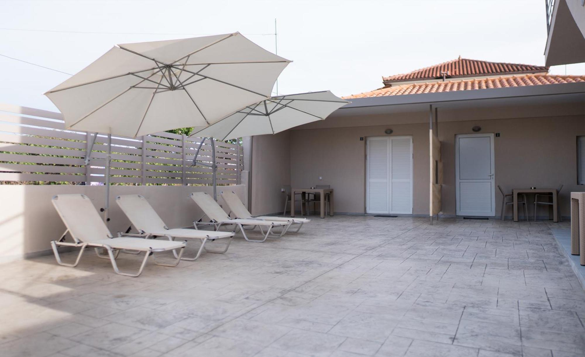 Dion Apartments Laganas Luaran gambar